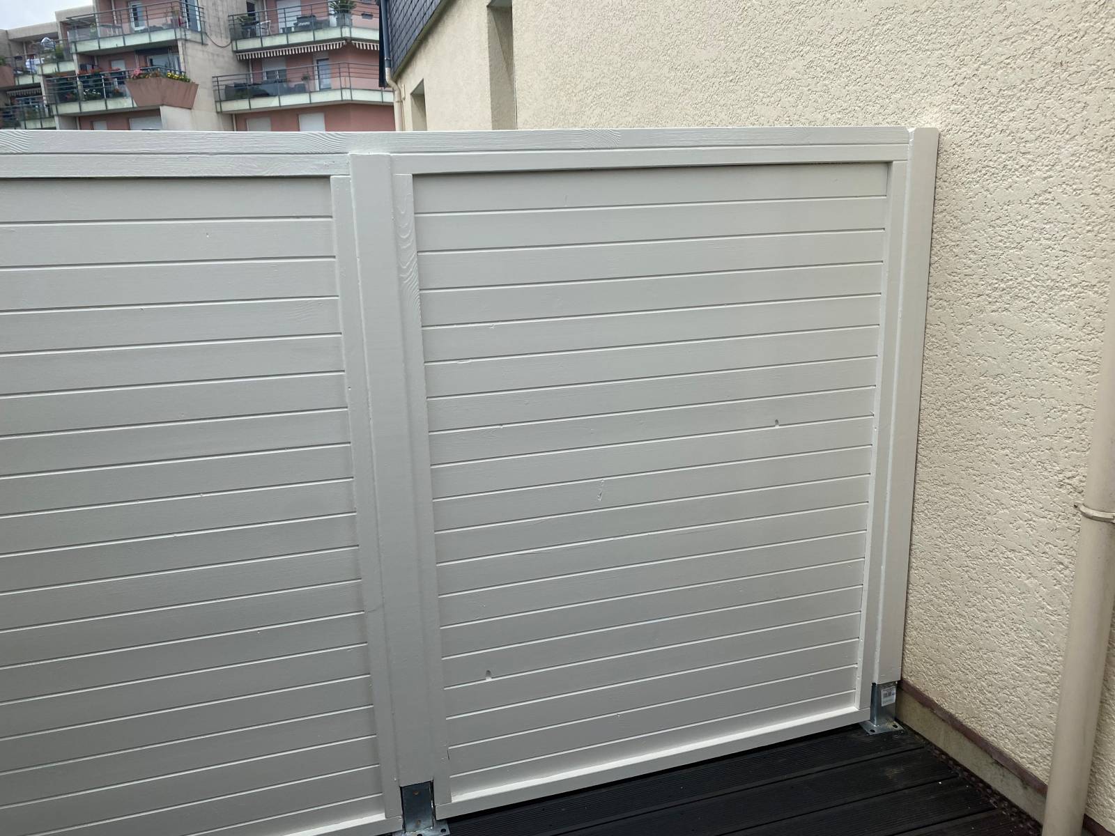 Crée une clôture en bois sur mesure près du Havre 76