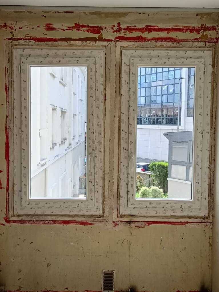 Pose de fenêtre (vue intérieure)