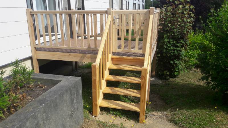 Remplacer un escalier bois par un menuisier proche Octeville sur mer 76