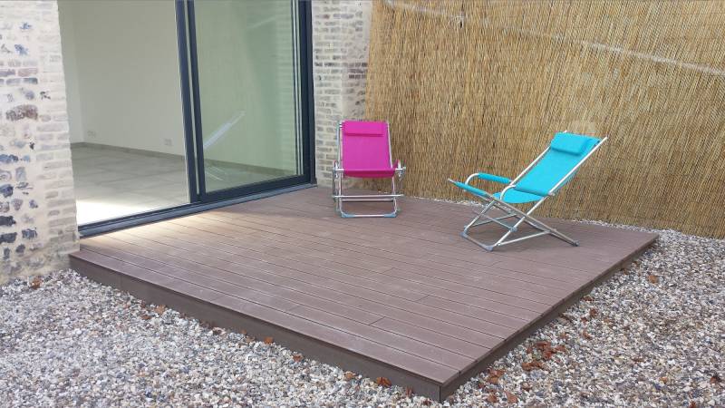 Réaliser l'installation d'une terrasse en composite par un professionnel proche Montivilliers 76