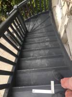 Réaliser sur mesure un escalier en bois par un menuisier proche Le Havre 76